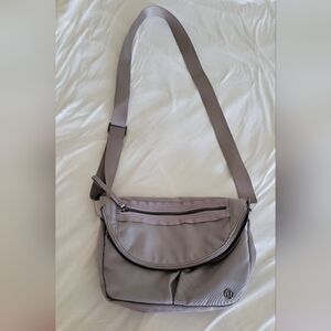 Lululemon All Night Festival Bag